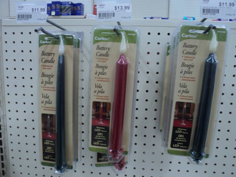 lot 228 image: 9 Battery Candles...