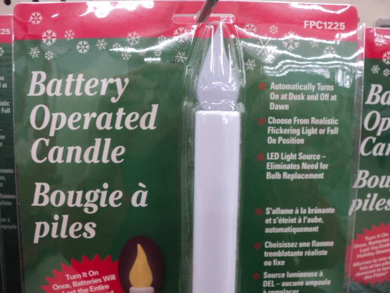 lot 240 image: 5 Battery Operated Candles...