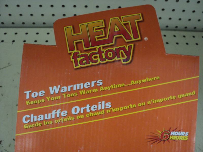 lot 248 image: Box of Heat Factory Toe Warmers...