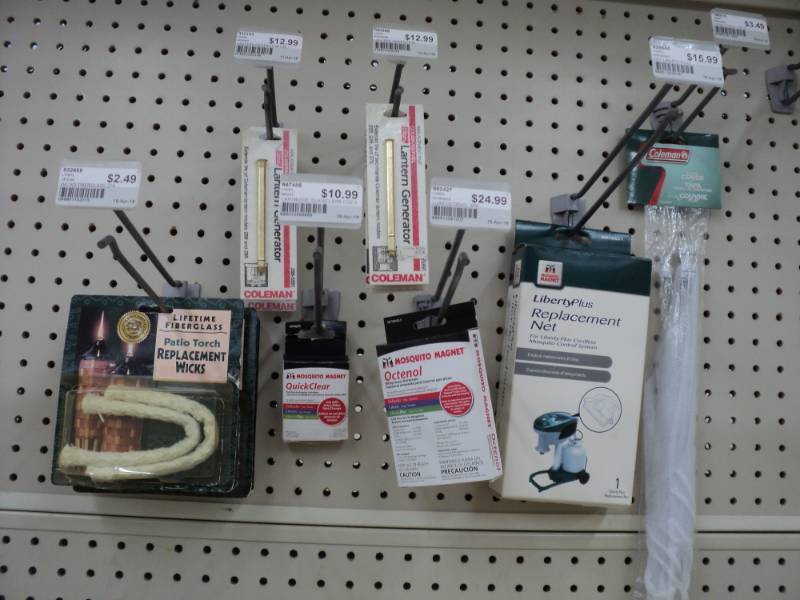 lot 268 image: Lot of 8 Misc  Patio Torch Replace...