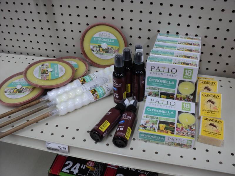 lot 299 image: Citronella- lot of 23 items- bring ...
