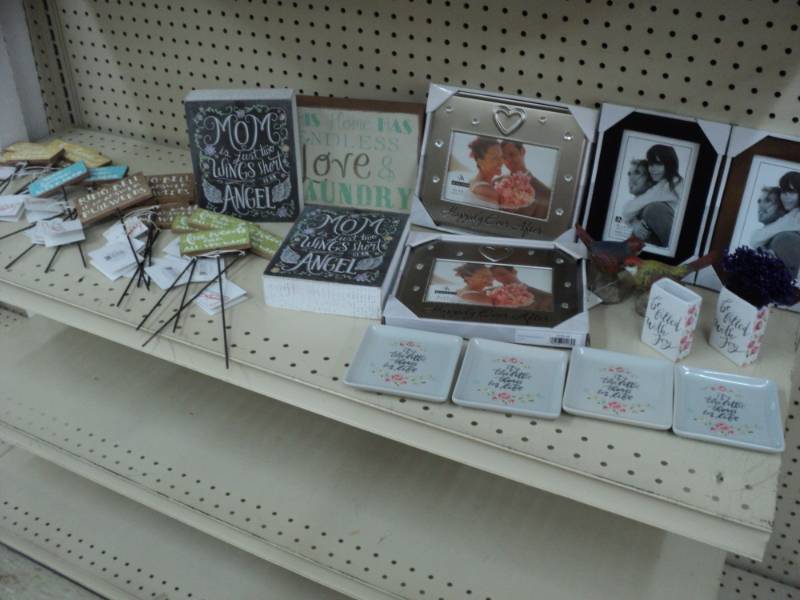 lot 326 image: Home Dcor  Misc Sayings picture...