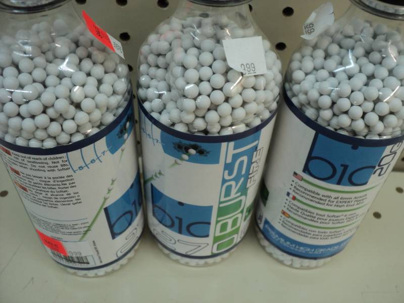lot 339 image: 3 bottles of Premium High Grade BB...