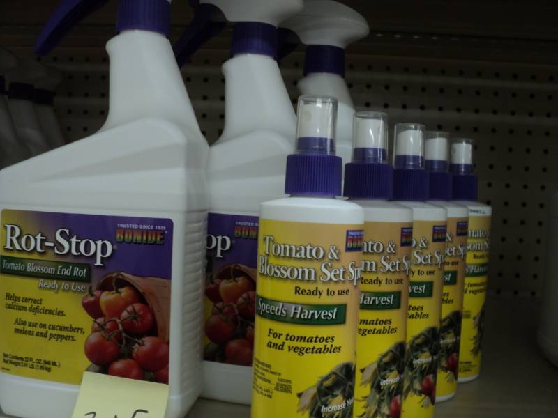 lot 362 image: 3 bottles of Rot-Stop Tomato Blosso...