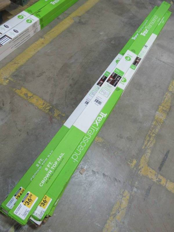 lot 151 image: 5 Case (1Case) of Trex Transcend 8 Crown Top Rail, Classic White, WTCROWNTR08