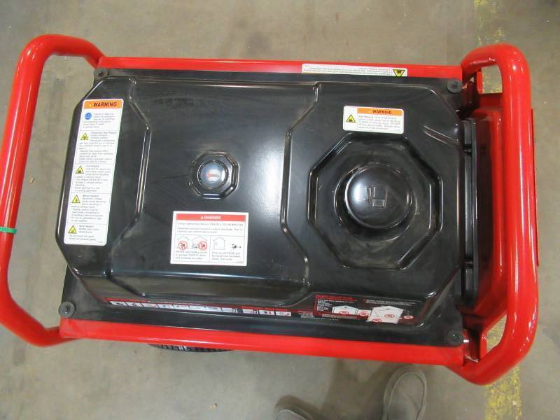 TroyBilt 6250RunningWatt Portable Generator with 420cc Briggs