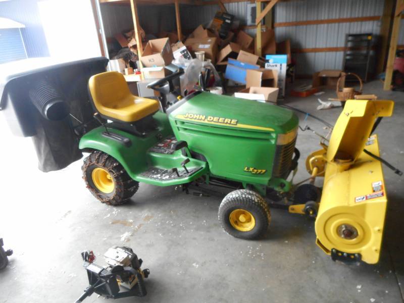 John Deere Riding Tractor with Snowblower
