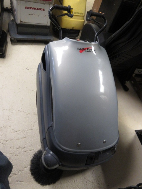 lot 609 image: EAGLE POWER SWEEPER