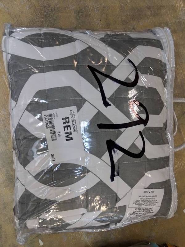 lot 292 image: Lush Decor Edward Trellis Sofa Protector - Gray