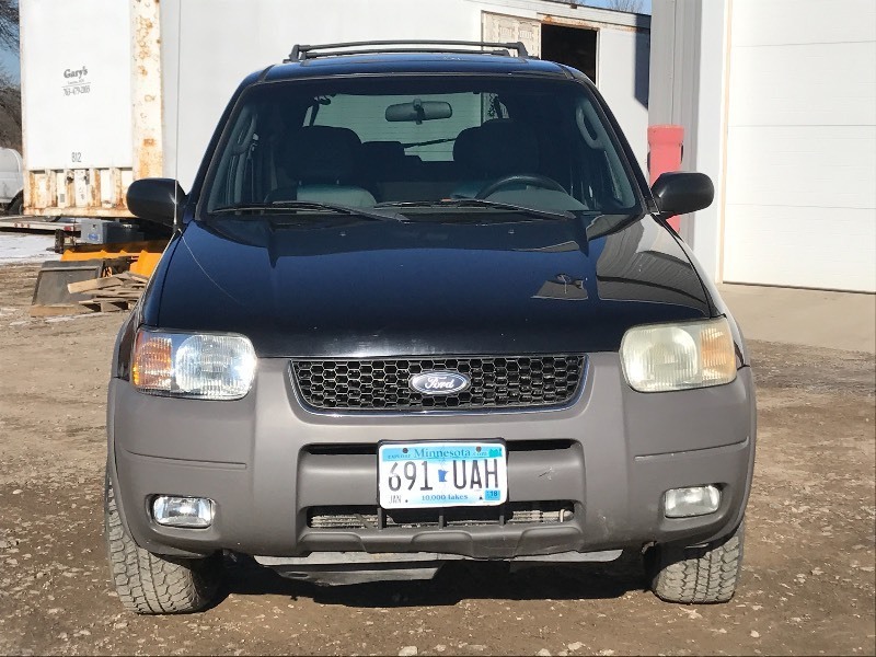 2002 Ford Escape XLT --- NO RESERVE