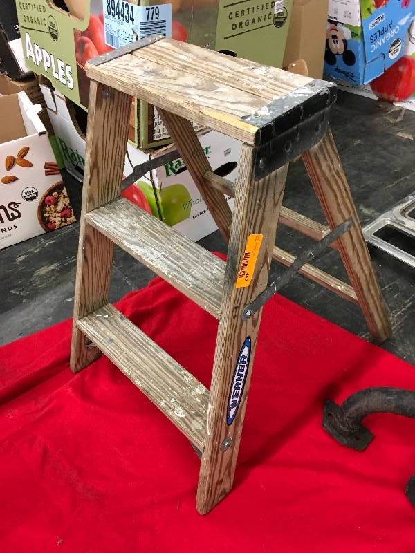 Step Ladder