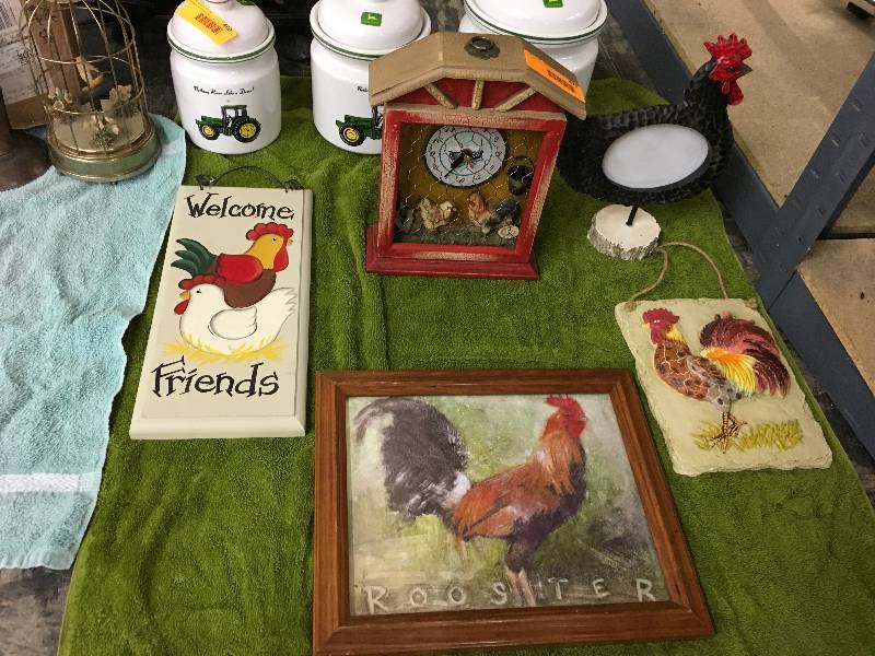 Chicken Wall Hangings and Picture Frames