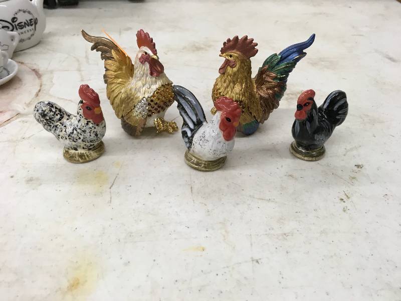 Chicken Roosters Nic Nacs