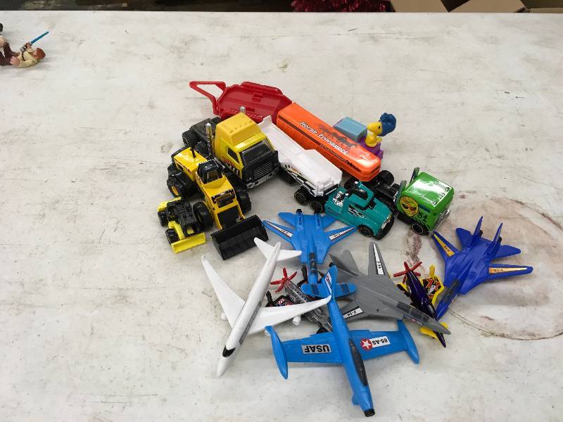 Trucks & Airplanes