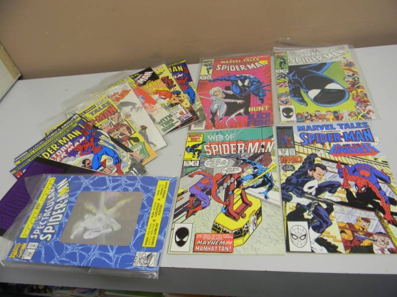 VINTAGE MARVEL COMICS SPIDERMAN 14 - NICE VERY COOL - SEE PICTURES