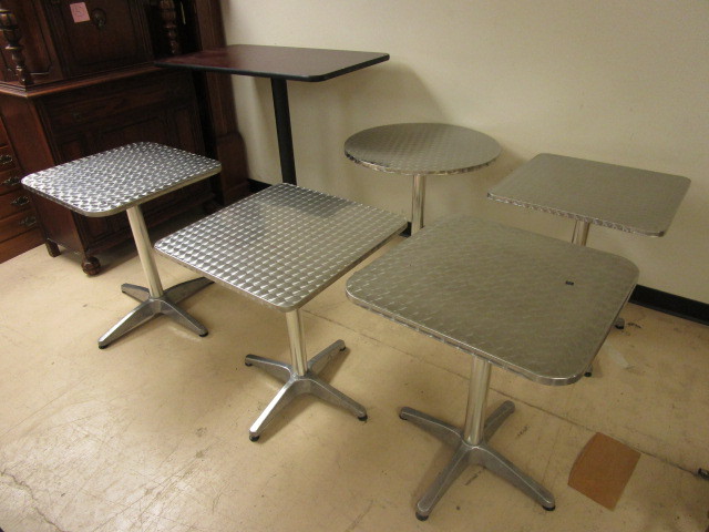 ALUMINUM TABLES