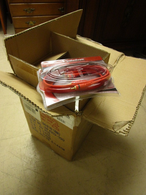 CASE OF BRAND NEW ROCKFORD FOSGATE RCA CABLES WGOLD PLATED PLUGS