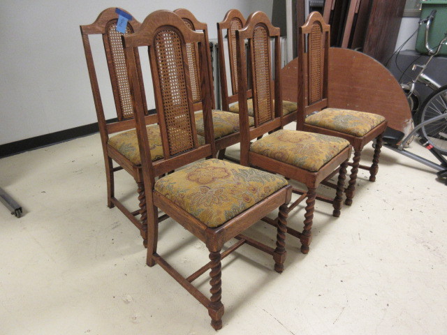 6 DINING ROOM CHAIRS