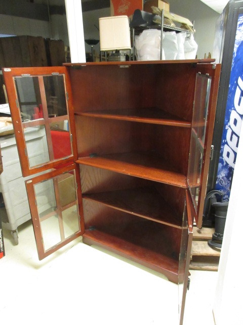 CORNER SHELF