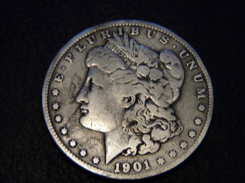 lot 3 image: 1901 S Morgan Silver Dollar