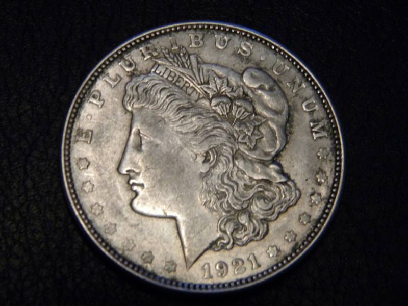lot 9 image: 1921 D Morgan Silver Dollar