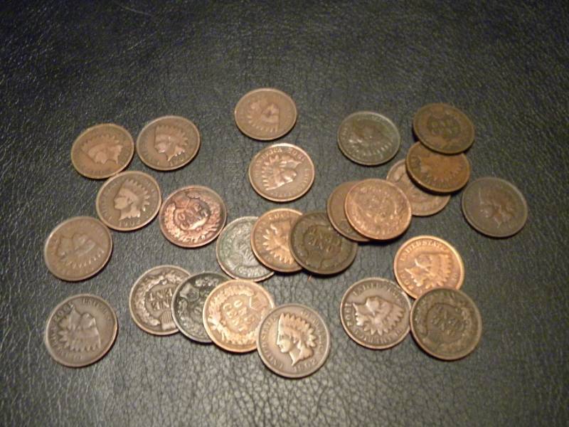 lot 75 image: 25 Indian Head Pennies
