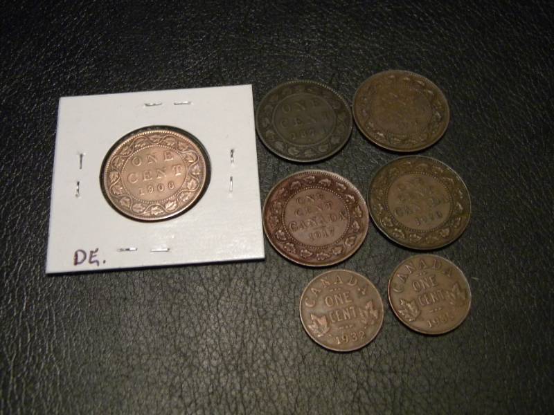 lot 86 image: 7 Canadian One Cent Coins (5 are large type)