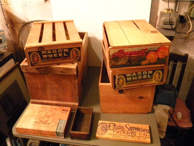 lot 114 image: Vintage and other Wood Boxes