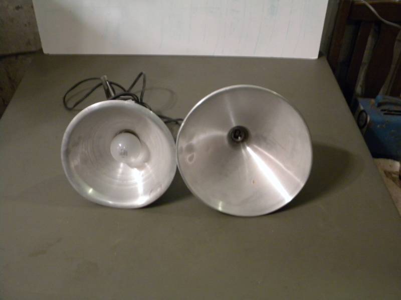 lot 115 image: 2 Spot Lights