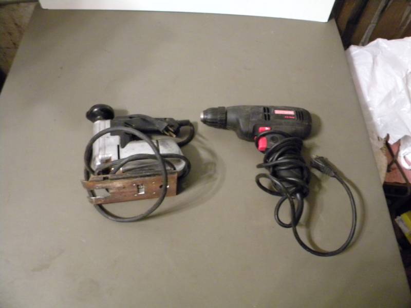 lot 128 image: Craftsman Jigsaw & Drill