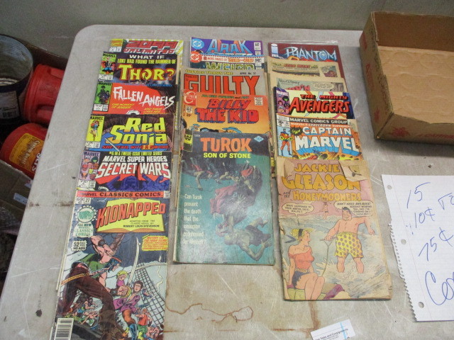lot 3 image: Vintage Comics
