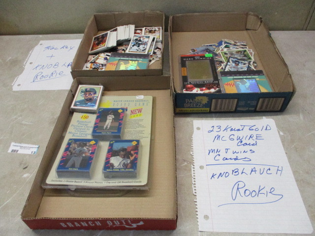 lot 13 image: Baseball & Hockey Cards
