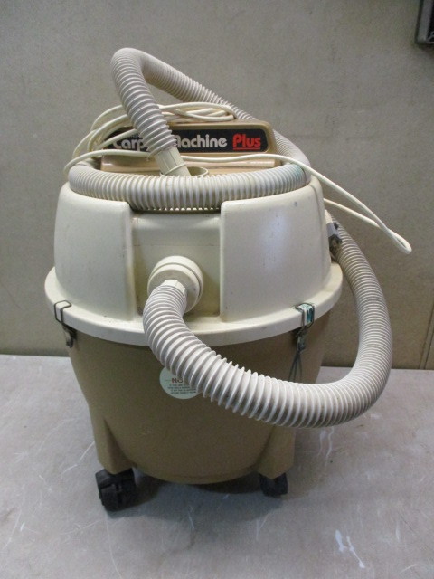 lot 30 image: Bissel Carpet Machine Plus