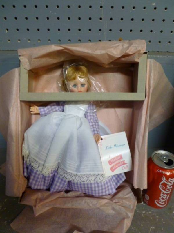 lot 36 image: New Vintage Madame Alexander Doll