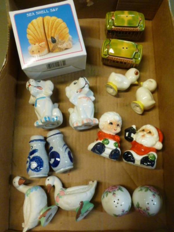 lot 50 image: Salt & Pepper Shaker Sets
