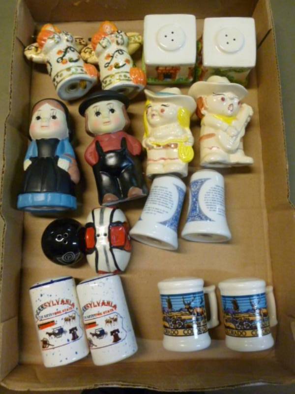 lot 51 image: Salt & Pepper Shaker Sets