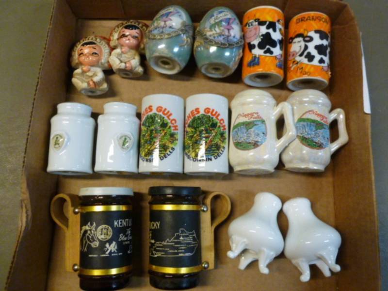 lot 54 image: Salt & Pepper Shaker Sets