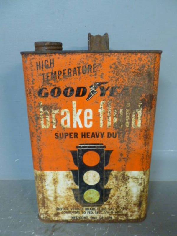 lot 62 image: Vintage Metal Container