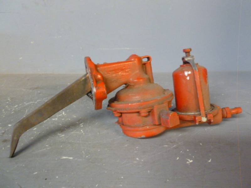 lot 73 image: Tractor Fuel Pump