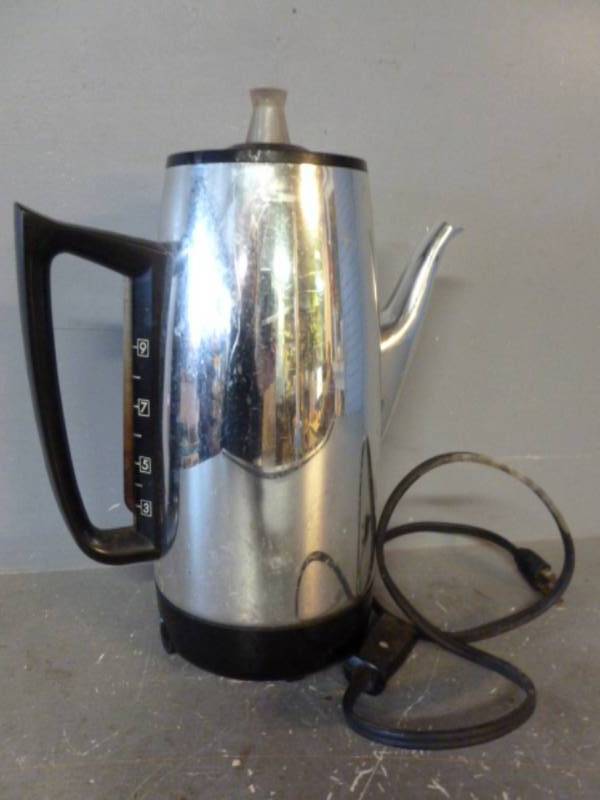 lot 87 image: Vintage Coffee Peculator