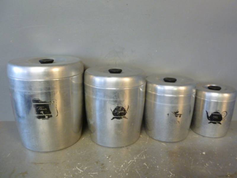 lot 88 image: Vintage Kitchen Canister Set