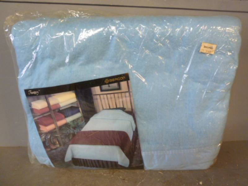 lot 89 image: New Blanket