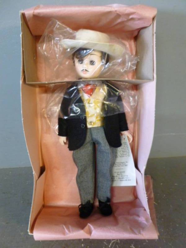 lot 116 image: New Vintage Madame Alexander Doll