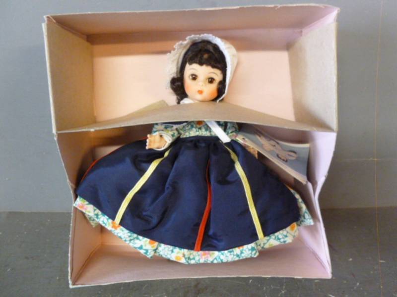 lot 121 image: New Vintage Madame Alexander Doll