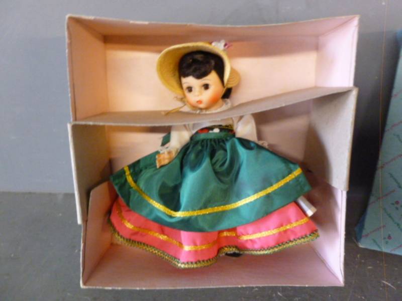 lot 127 image: New Vintage Madame Alexander Doll