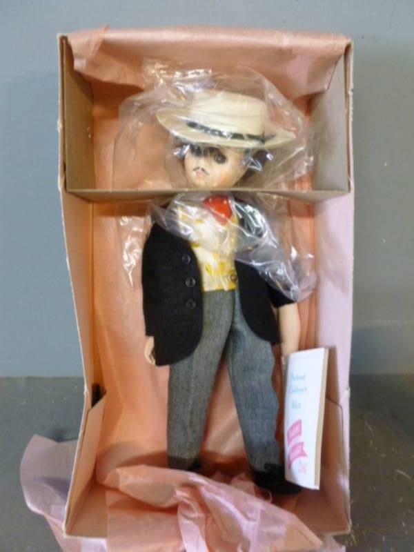 lot 130 image: New Vintage Madame Alexander Doll