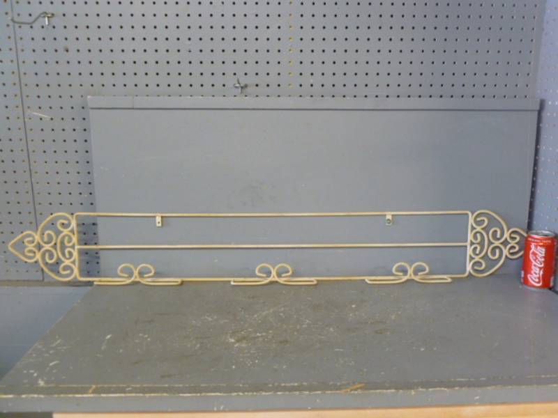 lot 182 image: Plate Rack