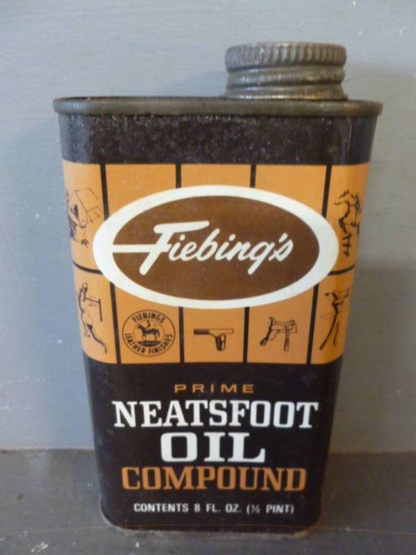 lot 185 image: Vintage Oil Can