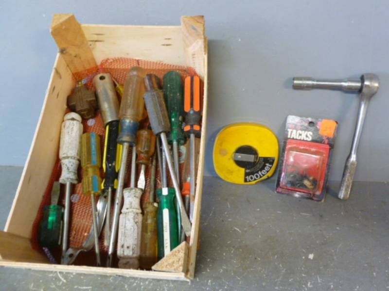 lot 231 image: Tools