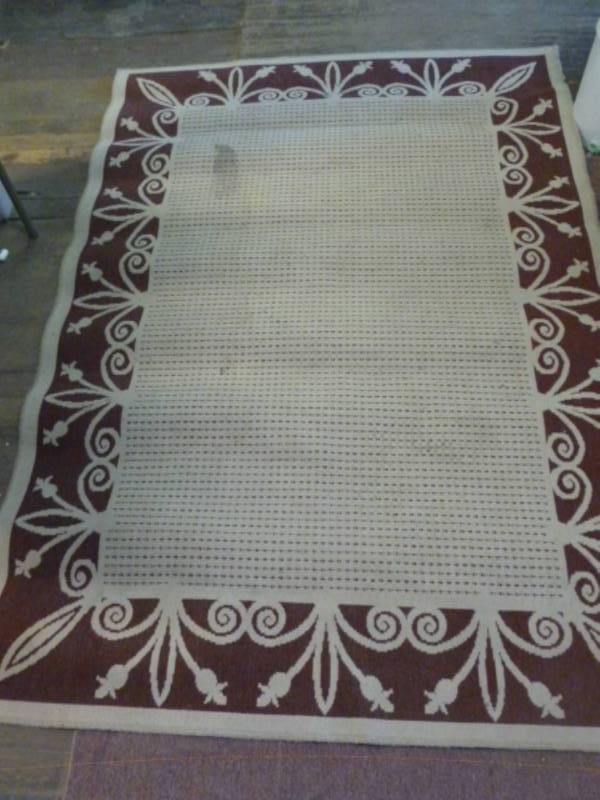 lot 246 image: Floor Rug